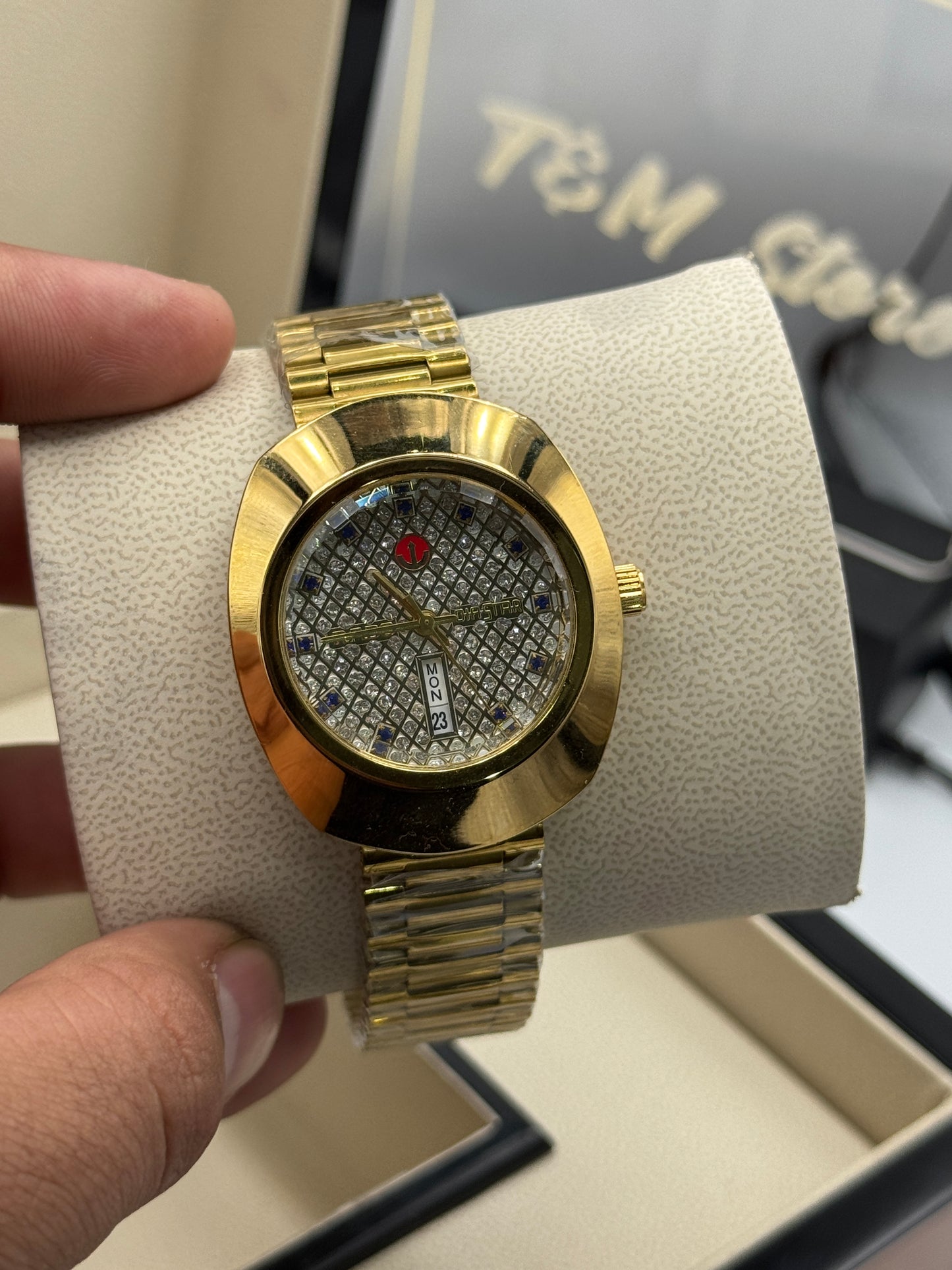 Rado Egg Shape