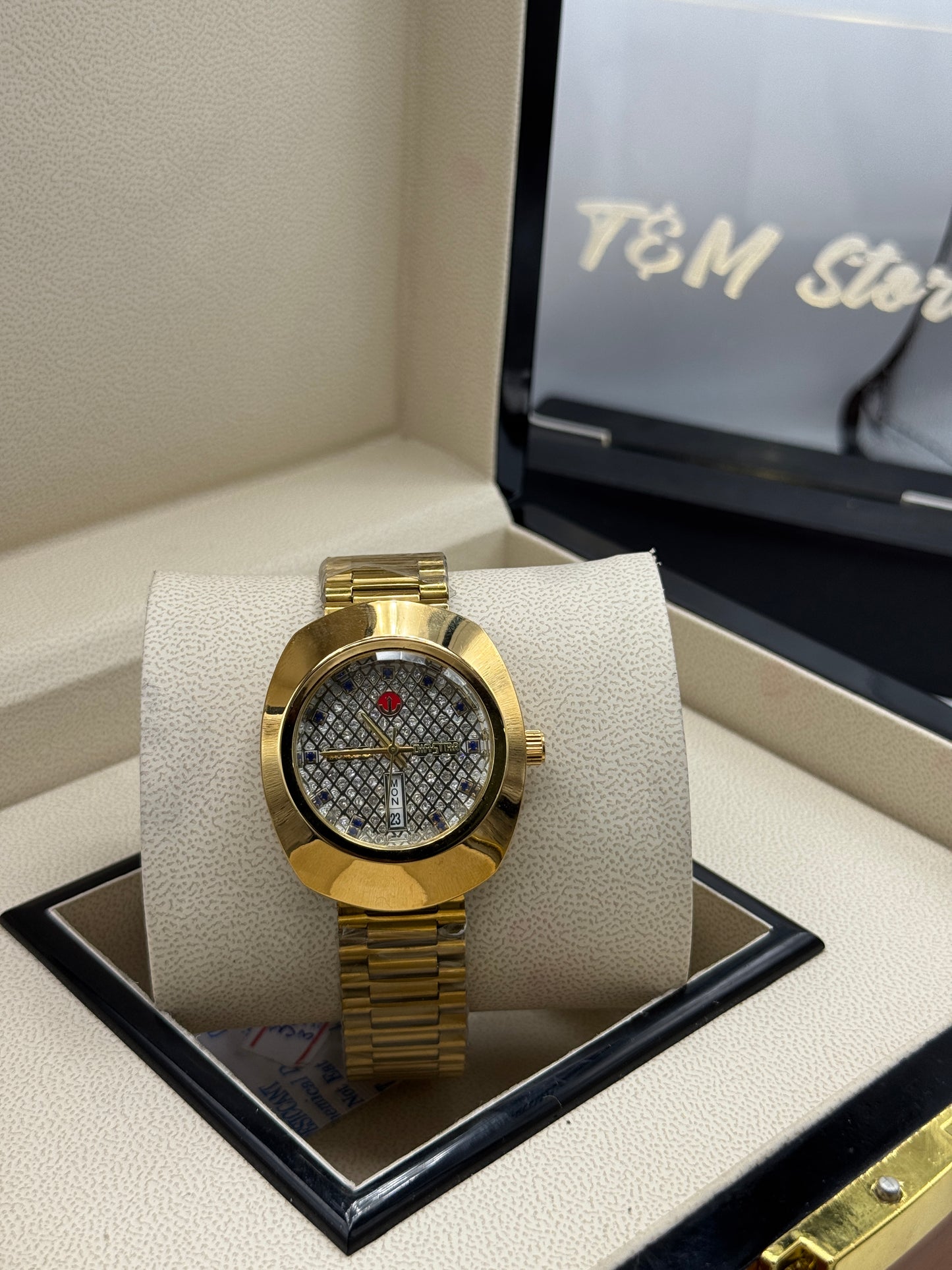 Rado Egg Shape